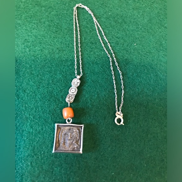 Icon-type pendant set in silver - Picture 1 of 8